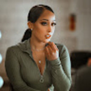 Meet your Posher, Aimee